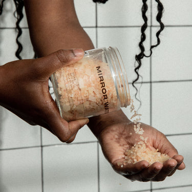 Mirror Water Soak Bath Salts